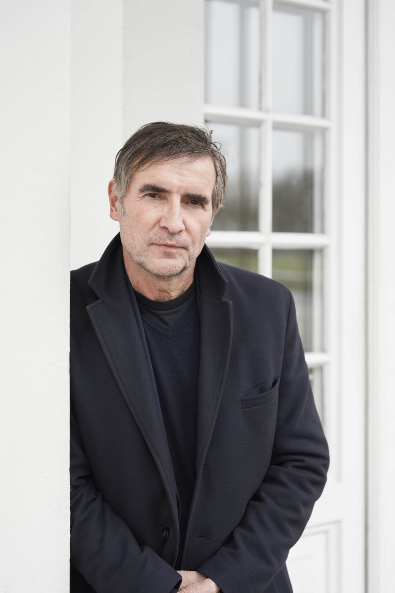 Mischa Kuball Portrait 1600x Q80