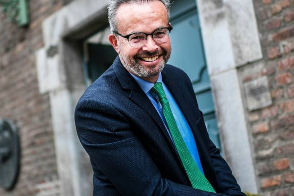 W900 H498 X560 Y599 Rp Maxhaus 4426 Bb44e1136f41a7b0